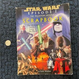 STARS WARS: The Phantom Menace- Movie Scrapbook